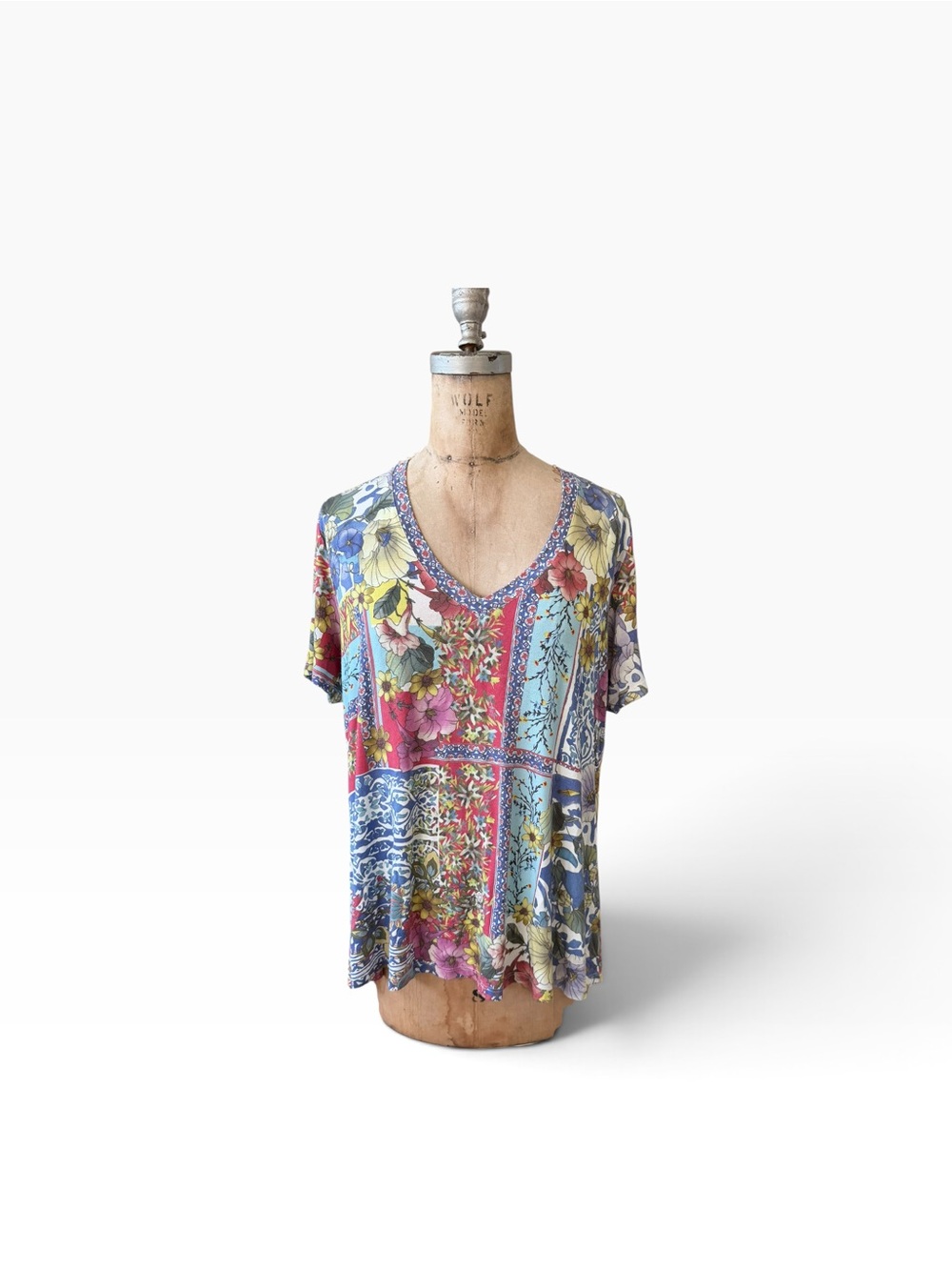 Johnny Was Midsummer Favorite Floral Short Sleeve V-Neck Tee Bamboo-Viscose M